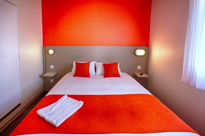 Imagen de la habitación del Hotel HOTEL FORMULES CLUB BORDEAUX CENON. Foto 4