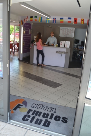 Imagen de los interiores del Hotel HOTEL FORMULES CLUB BORDEAUX CENON. Foto 19