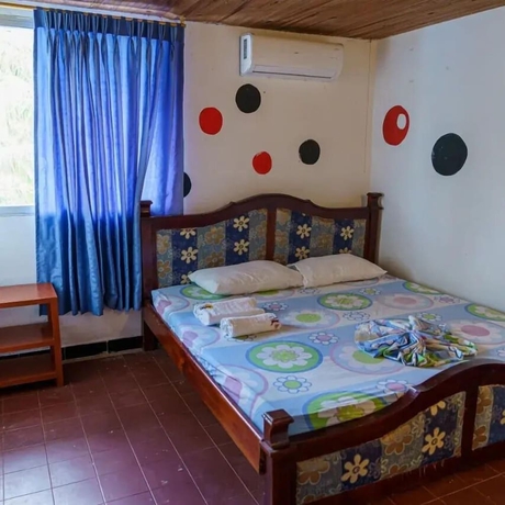 Imagen de la habitación del Hotel HOTEL GALEON PLAYA PIANGUA GRANDE. Foto 5
