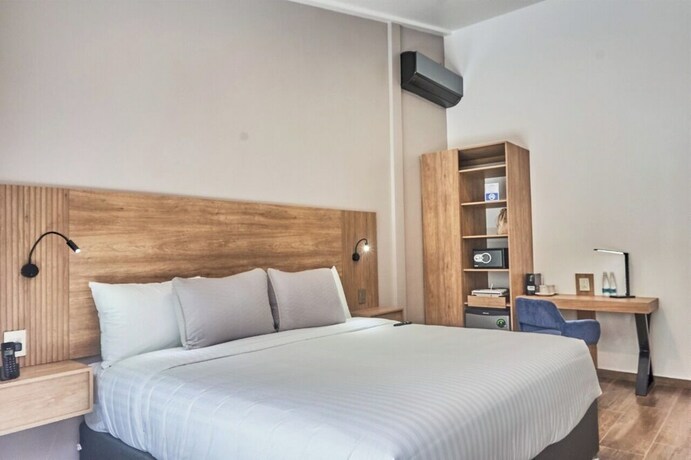 Imagen de la habitación del Hotel HOTEL GARCIA PERAL. Foto 20