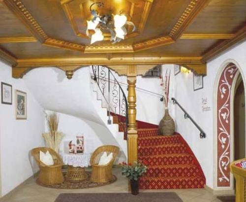 Imagen general del Hotel HOTEL GARNI KARDONA. Foto 10