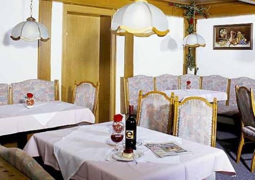 Imagen general del Hotel HOTEL GARNI KARDONA. Foto 12