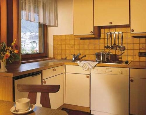 Imagen general del Hotel HOTEL GARNI KARDONA. Foto 15