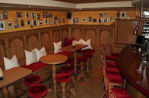 Imagen general del Hotel HOTEL GARNI VICTORIA. Foto 12