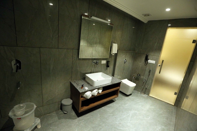 Imagen de la habitación del Hotel HOTEL GC GRAND INN. Foto 3