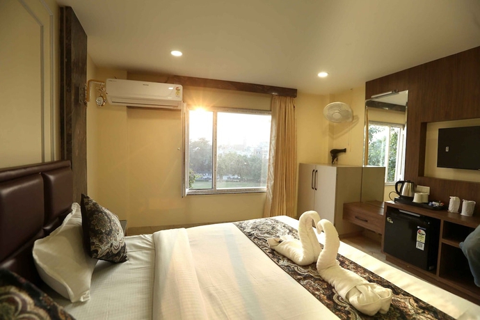 Imagen de la habitación del Hotel HOTEL GC GRAND INN. Foto 10