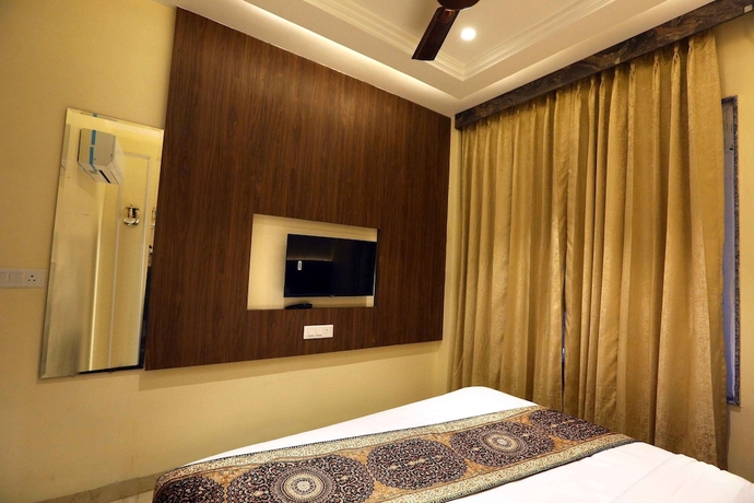 Imagen de la habitación del Hotel HOTEL GC GRAND INN. Foto 12