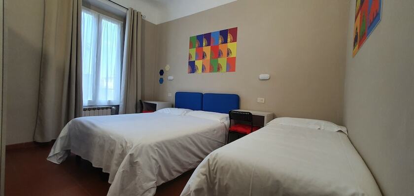 Imagen de la habitación del Hotel HOTEL GENESI. Foto 16