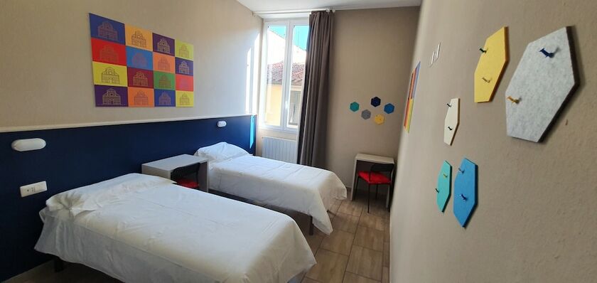 Imagen general del Hotel HOTEL GENESI. Foto 8