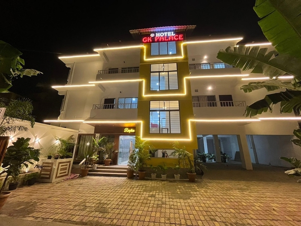 Imagen de los interiores del Hotel HOTEL GK PALACE. Foto 9