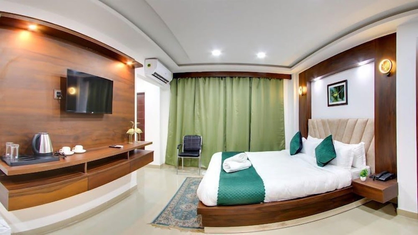 Imagen de los interiores del Hotel HOTEL GK PALACE. Foto 11