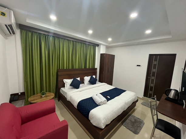Imagen de los interiores del Hotel HOTEL GK PALACE. Foto 16