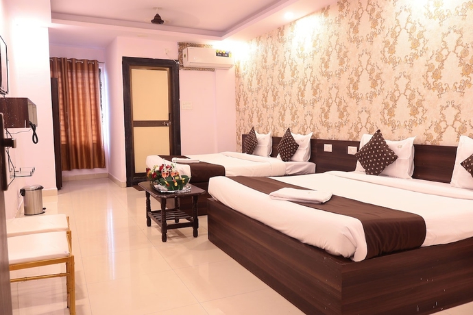 Imagen de la habitación del Hotel HOTEL GOLDEN TREE. Foto 4