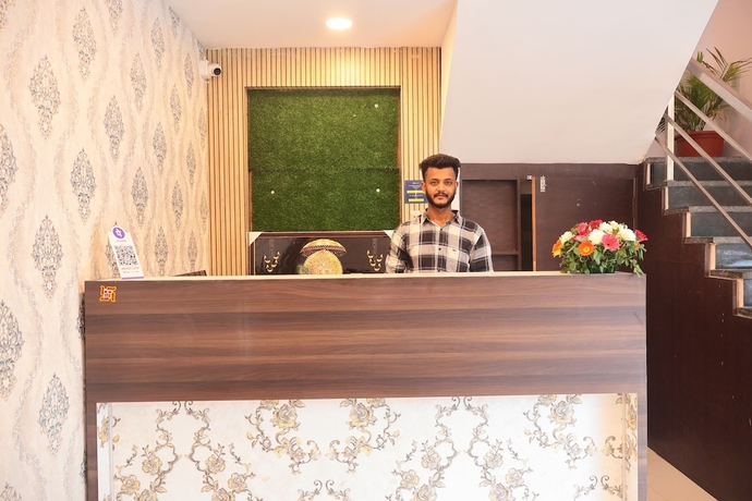 Imagen de los interiores del Hotel HOTEL GOLDEN TREE. Foto 15