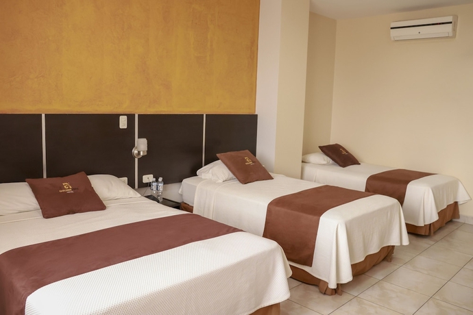 Imagen de la habitación del Hotel HOTEL GOLDEN VISTA. Foto 5