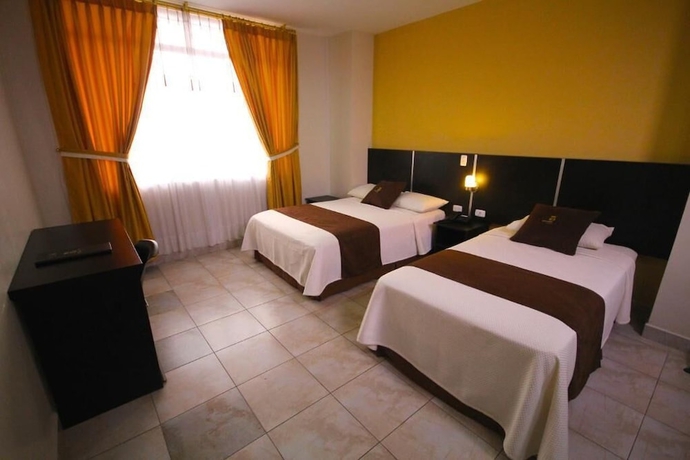 Imagen de la habitación del Hotel HOTEL GOLDEN VISTA. Foto 10