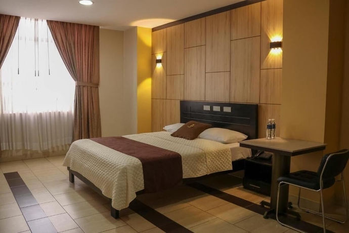 Imagen de la habitación del Hotel HOTEL GOLDEN VISTA. Foto 16