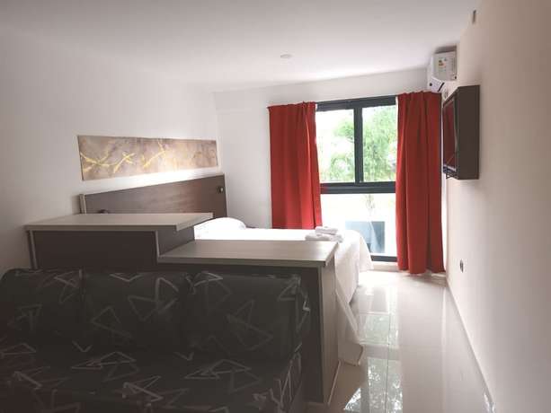 Imagen de la habitación del Hotel HOTEL GOLEN ROSS. Foto 7