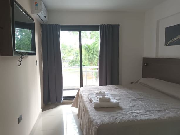 Imagen de la habitación del Hotel HOTEL GOLEN ROSS. Foto 8