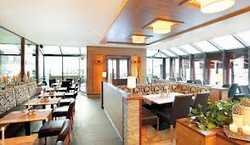 Imagen del bar/restaurante del Hotel HOTEL GRAMASER. Foto 17
