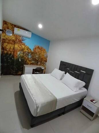 Imagen general del Hotel HOTEL GRANADA LOFT. Foto 5