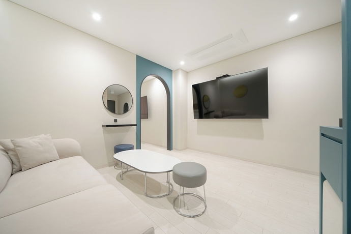 Imagen de la habitación del Hotel HOTEL GRAND PARIS. Foto 9