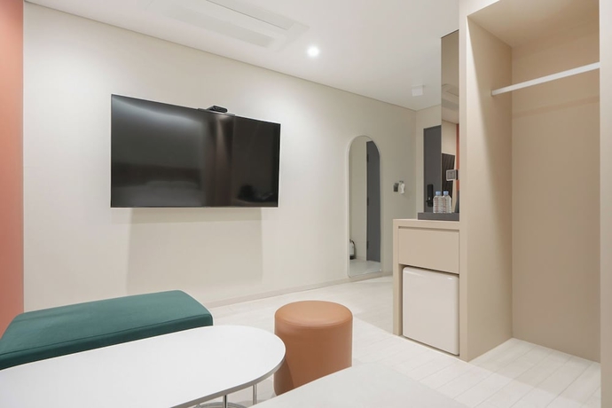 Imagen de la habitación del Hotel HOTEL GRAND PARIS. Foto 14