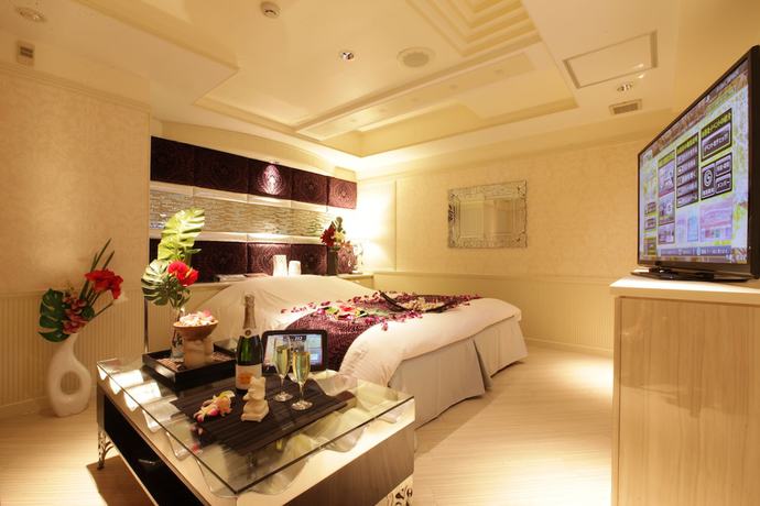 Imagen de la habitación del Hotel HOTEL GRASSINO URBAN RESORT SHINYOKOHAMA - Adult Only. Foto 2