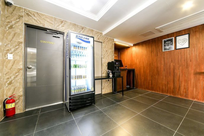 Imagen de los interiores del Hotel HOTEL Goodchoice Yangsan. Foto 20