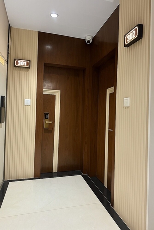 Imagen de los interiores del Hotel HOTEL HILL PARK. Foto 14