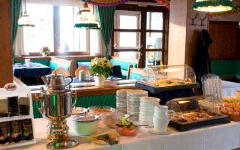 Imagen general del Hotel HOTEL HOCH TIROL. Foto 2