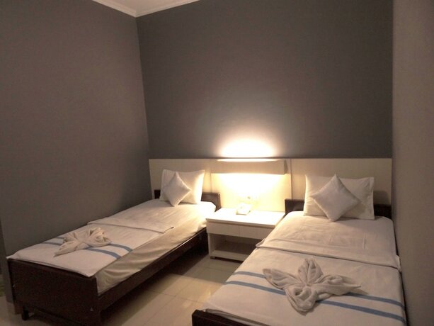 Imagen general del Hotel HOTEL IRAA. Foto 15