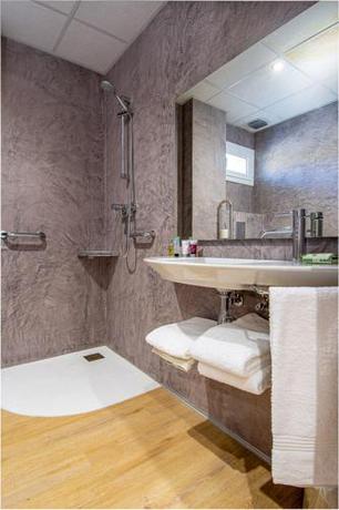Imagen general del Hotel HOTEL JAUME D\'URGELL. Foto 8