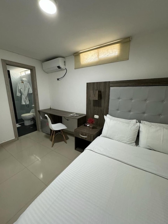 Imagen de la habitación del Hotel HOTEL JUAN PABLO II. Foto 5