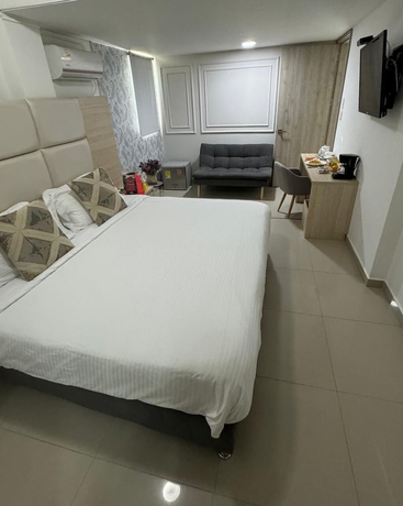 Imagen de la habitación del Hotel HOTEL JUAN PABLO II. Foto 15