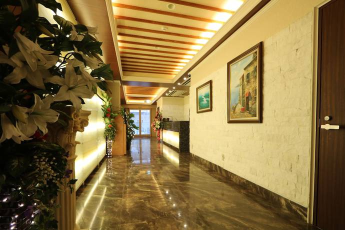 Imagen de los interiores del Hotel HOTEL KANADE Osaka Shinsaibashi. Foto 19