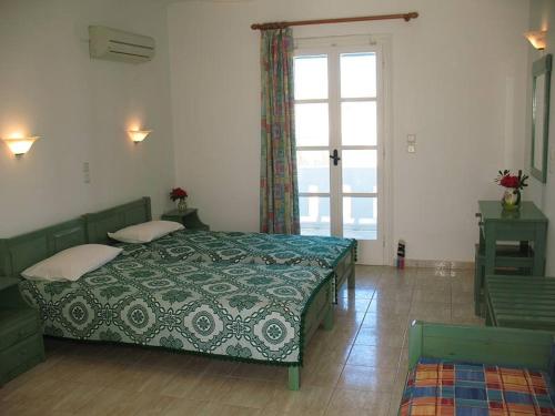 Imagen de la habitación del Hotel HOTEL KAPARI. Foto 5