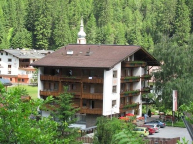 Imagen general del Hotel HOTEL KAUNERTALERHOF. Foto 2