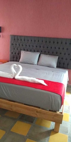 Imagen de la habitación del Hotel HOTEL LA INTIMIDAD. Foto 12