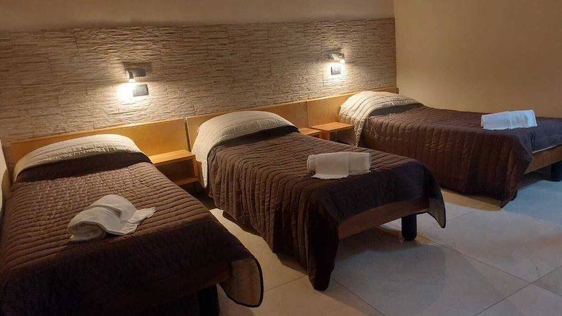 Imagen de la habitación del Hotel HOTEL LA TORRE. Foto 3