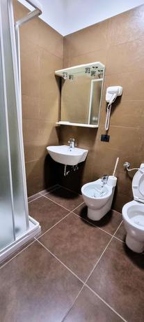Imagen de la habitación del Hotel HOTEL LA TORRE. Foto 9