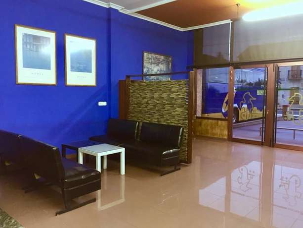 Imagen de los interiores del Hotel HOTEL LAGO. Foto 8