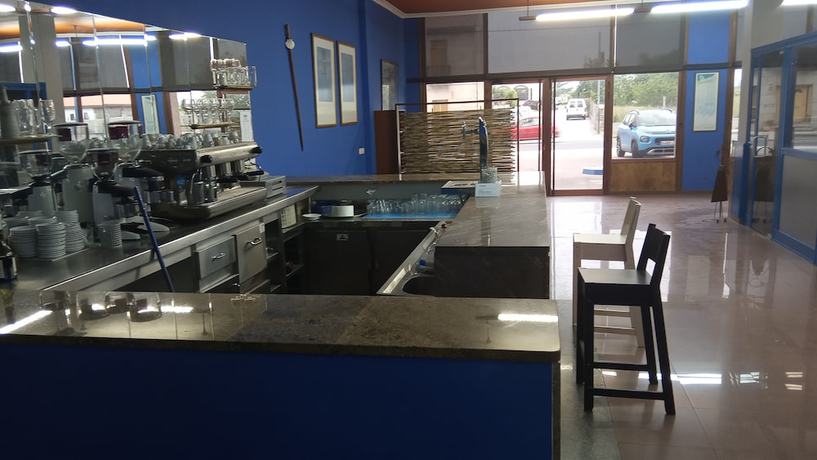 Imagen del bar/restaurante del Hotel HOTEL LAGO. Foto 2