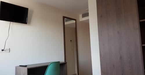 Imagen de la habitación del Hotel HOTEL L\'AVENUE. Foto 5