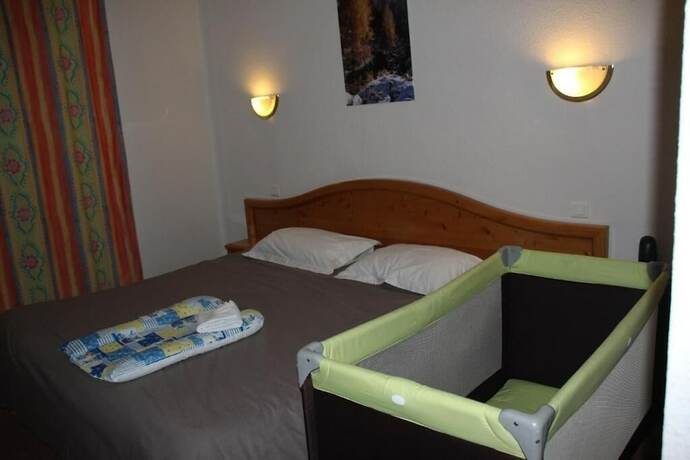 Imagen general del Hotel HOTEL LE CHARDON BLEU. Foto 7