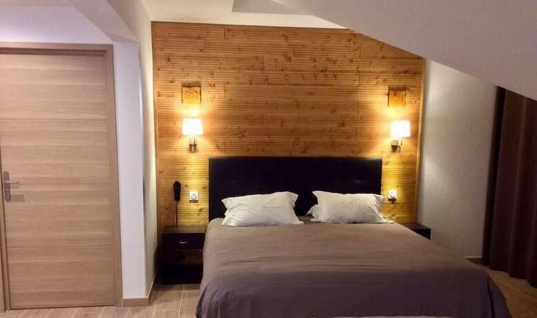 Imagen general del Hotel HOTEL LE CHARDON BLEU. Foto 18