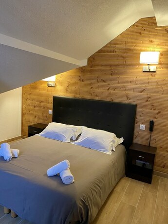 Imagen de la habitación del Hotel HOTEL LE CHARDON BLEU. Foto 20