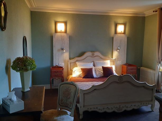 Imagen de la habitación del Hotel HOTEL LE MANOIR DE LA BARBACANE. Foto 9