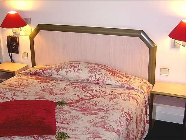 Imagen de la habitación del Hotel HOTEL LE PERIGORD. Foto 9