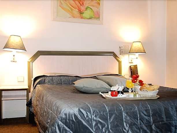 Imagen de la habitación del Hotel HOTEL LE PERIGORD. Foto 10